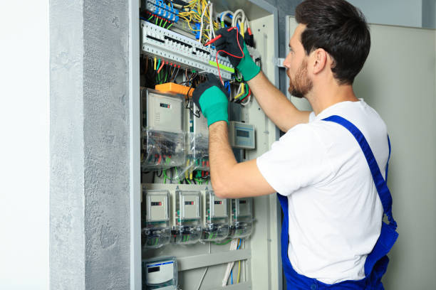 Best Circuit Breaker Repair  in Hurlock, MD